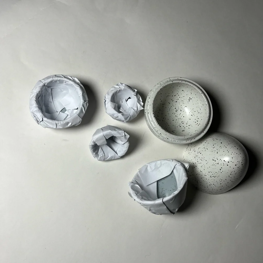 NWOT ikea radfraga nesting set of 3 eggs. Perfect for holding lots of trinkets!